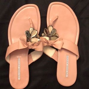 Vera Wang Lavender Label Pink Sandals